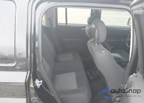 2016 Jeep Patriot Latitude z USA, uszkodzony, nr VIN 1C4NJPFB1GD651662